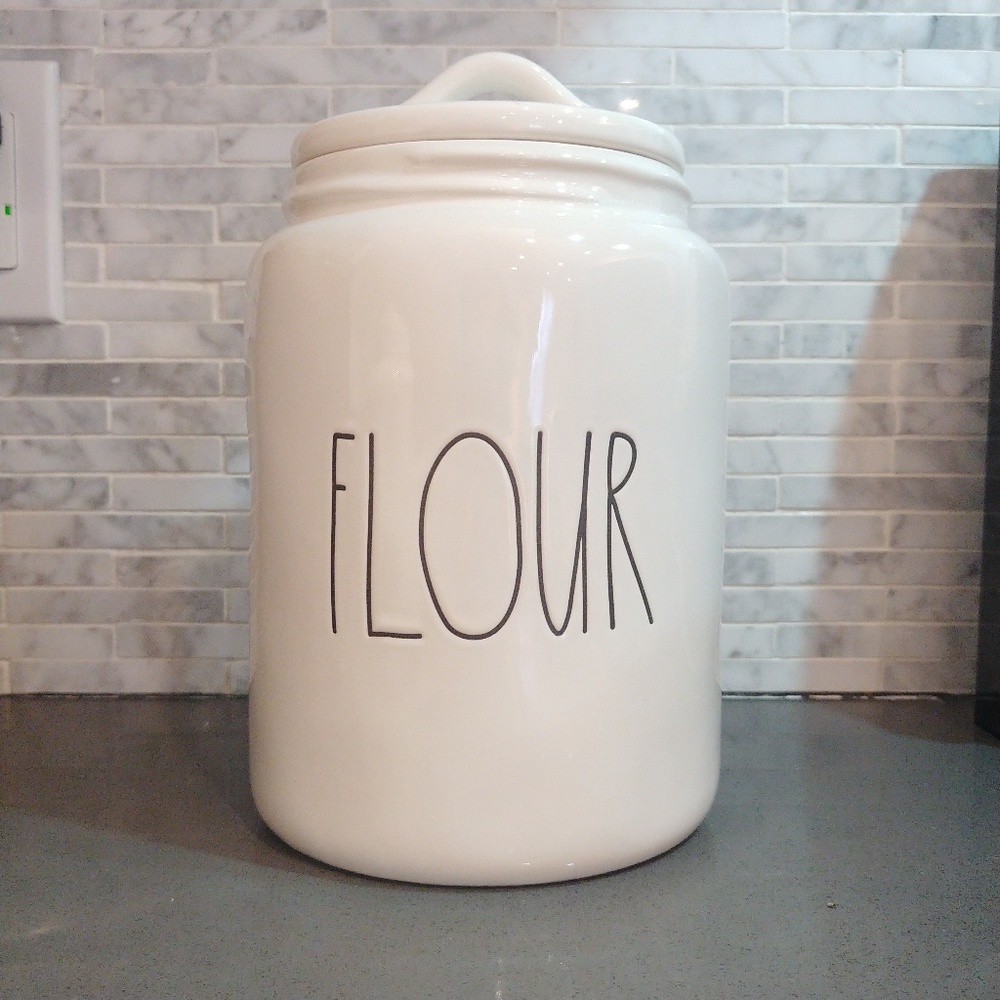 Rae Dunn Flour Cannister